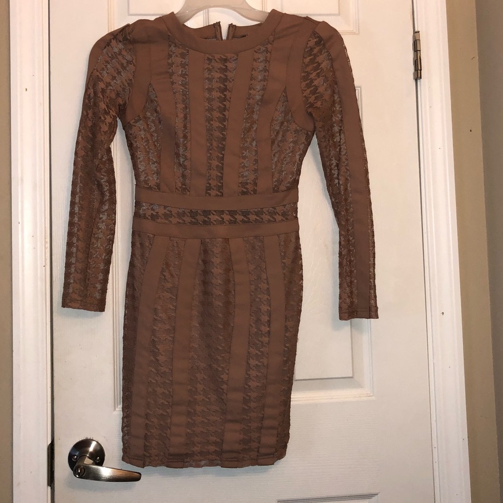 Lace dress